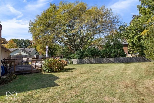 10114 Skippers Court, Indianapolis, IN 46256