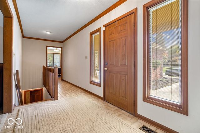 10114 Skippers Court, Indianapolis, IN 46256