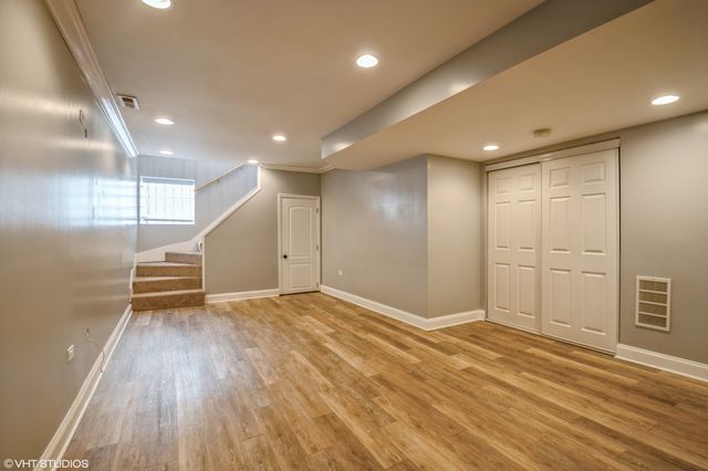2417 N ridgeway 1, Chicago, IL 60647