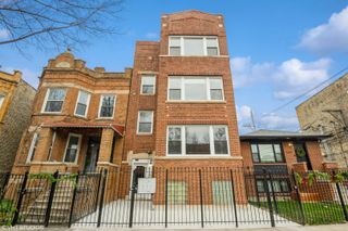 2417 N ridgeway 1, Chicago, IL 60647