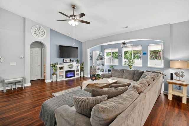 752 Indian Wood Ln., Myrtle Beach, SC 29588