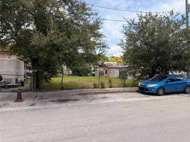 89 NW 34th Terrace, Miami, FL 33127