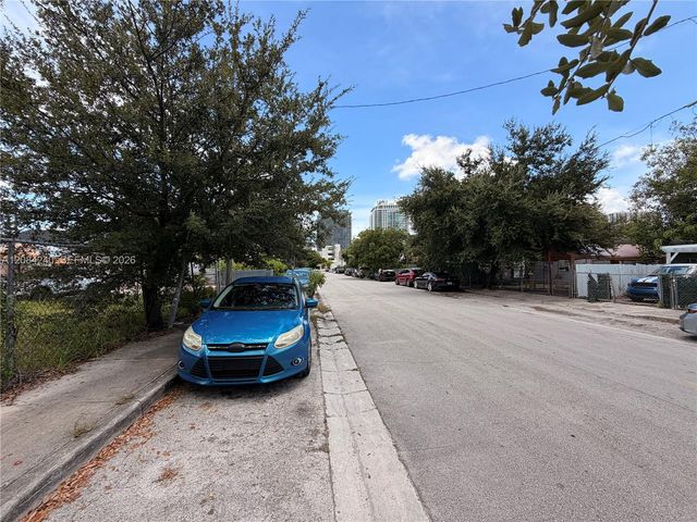 89 NW 34th Terrace, Miami, FL 33127