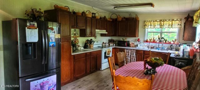 1591 Big Ridge Rd, Spring City, TN 37381