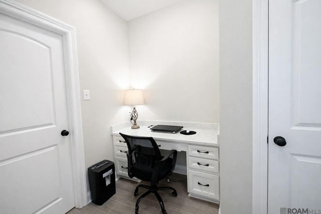 9994 Stratford Dr, Denham Springs, LA 70726