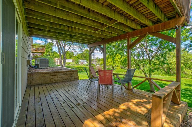 6676 Sandlewood Road, Woodbury, MN 55125