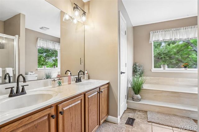 4160 Winwood Circle, Pacific, MO 63069