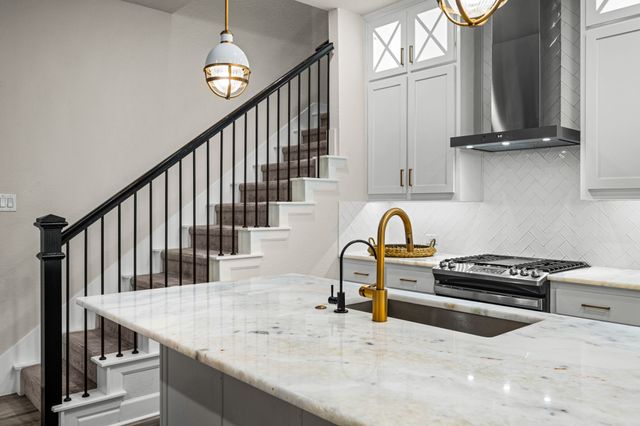 5325 Autumnbrook Court, Dallas, TX 75209