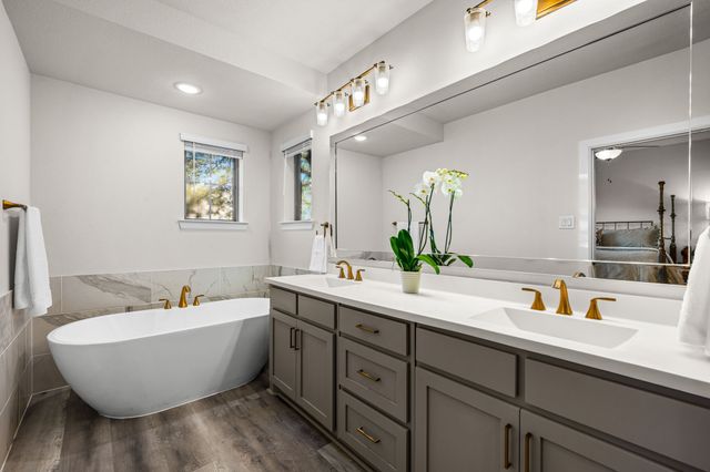 5325 Autumnbrook Court, Dallas, TX 75209