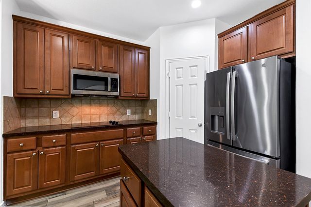 1030 Bayou Vista Court, Katy, TX 77494