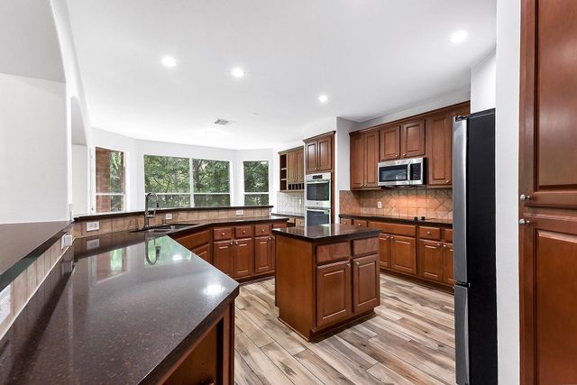 1030 Bayou Vista Court, Katy, TX 77494