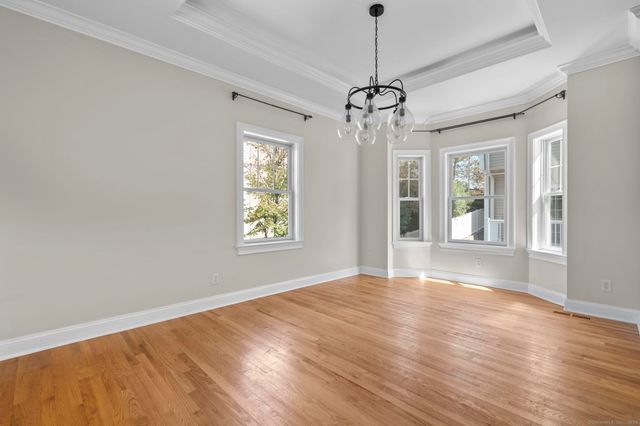 160 Glenbrook Road 4D, Stamford, CT 06902