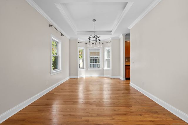 160 Glenbrook Road 4D, Stamford, CT 06902