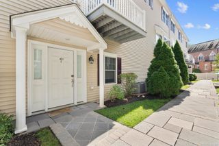 160 Glenbrook Road 4D, Stamford, CT 06902