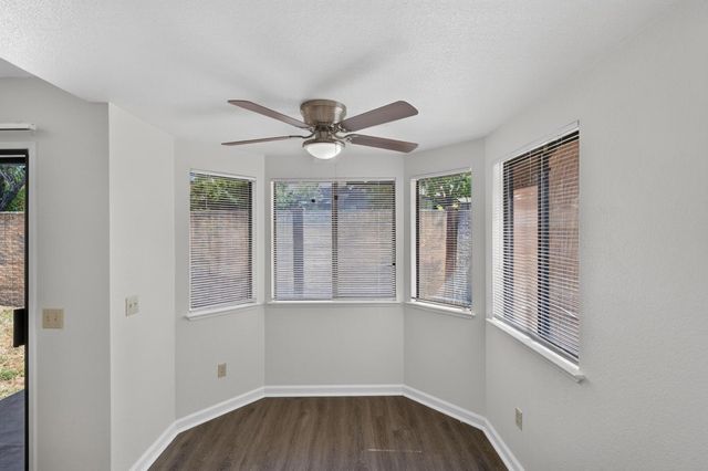 972 Shellwood Way, Sacramento, CA 95831
