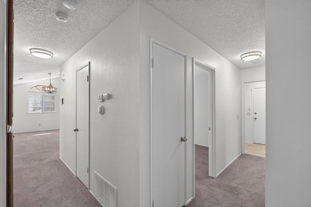 972 Shellwood Way, Sacramento, CA 95831