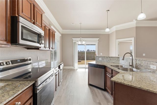 355 Lucian Lane, Springdale, AR 72762