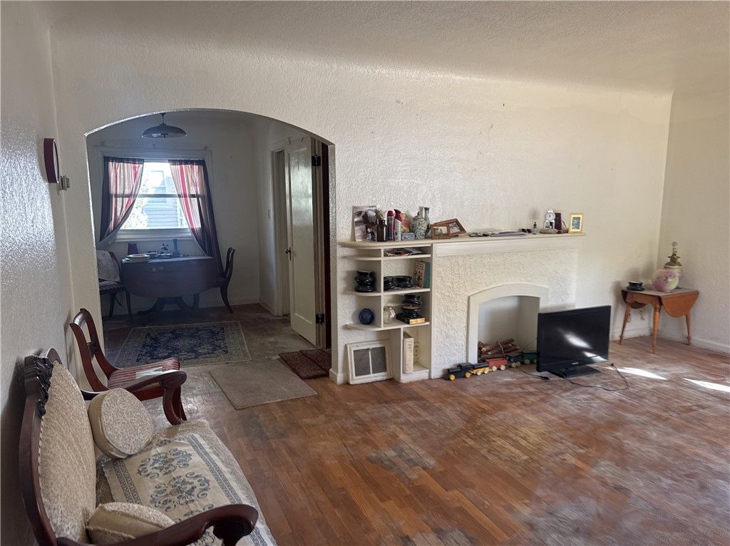 319 W 3rd Street, Laurel, MT 59044 photo 4