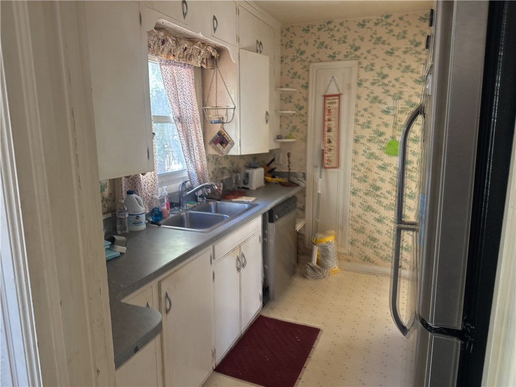 319 W 3rd Street, Laurel, MT 59044 photo 5