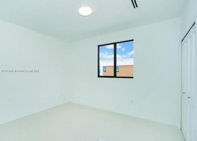 3024 SW 16th Ter 3024, Miami, FL 33145