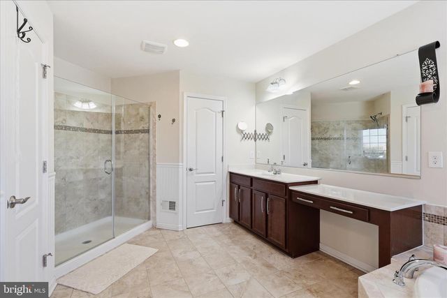 22800 CALDERWOOD LN, Brambleton, VA 20148