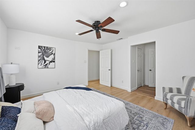 1711 Essex Avenue, Dallas, TX 75203