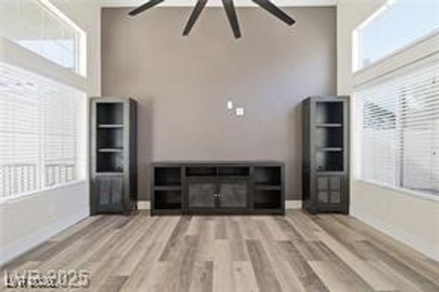 1887 Eagle Flight Lane, Henderson, NV 89012