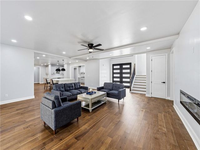 120 Wesley Pl, Fayetteville, GA 30214