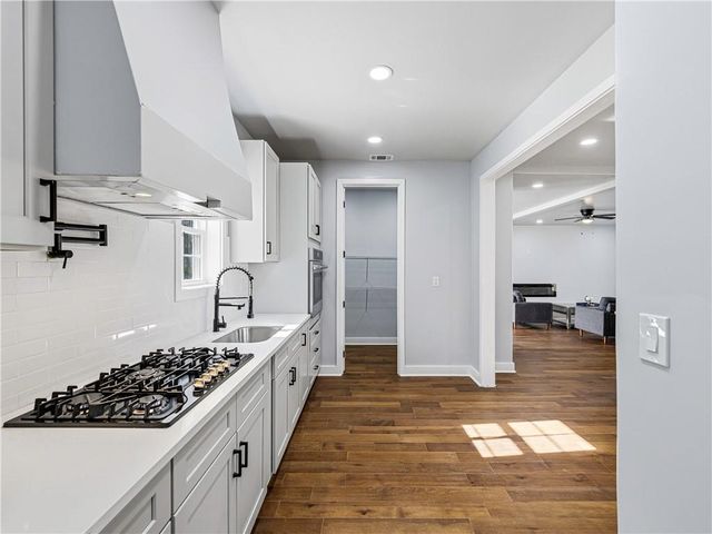 120 Wesley Pl, Fayetteville, GA 30214