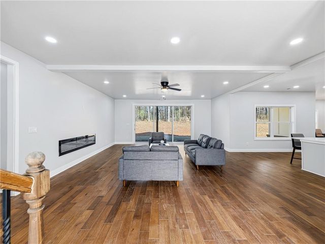 120 Wesley Pl, Fayetteville, GA 30214