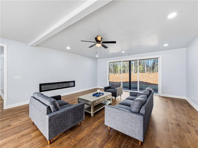 120 Wesley Pl, Fayetteville, GA 30214