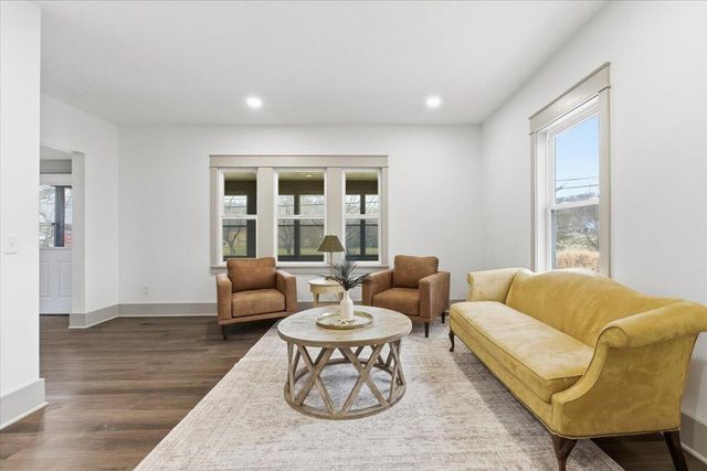 19378 MUDHOLLOW ROAD Road, Council Bluffs, IA 51503