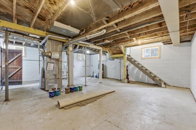 19378 MUDHOLLOW ROAD Road, Council Bluffs, IA 51503