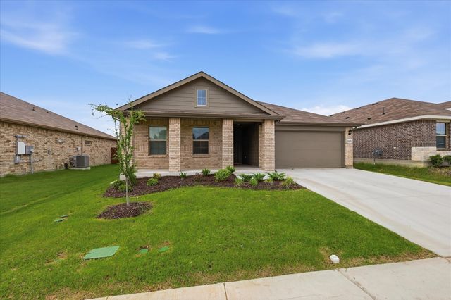 845 Round Robin Lane, Fort Worth, TX 76131
