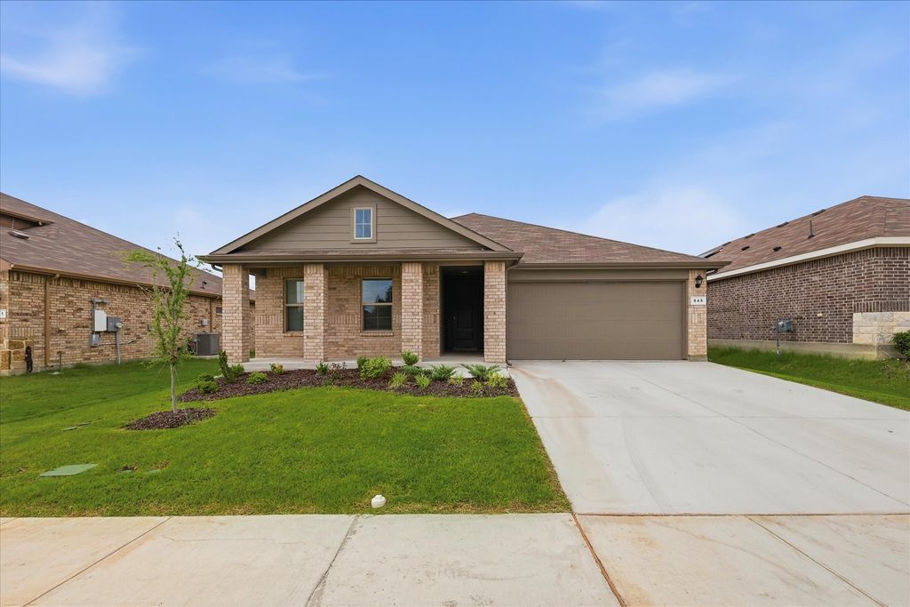 845 Round Robin Lane, Fort Worth, TX 76131