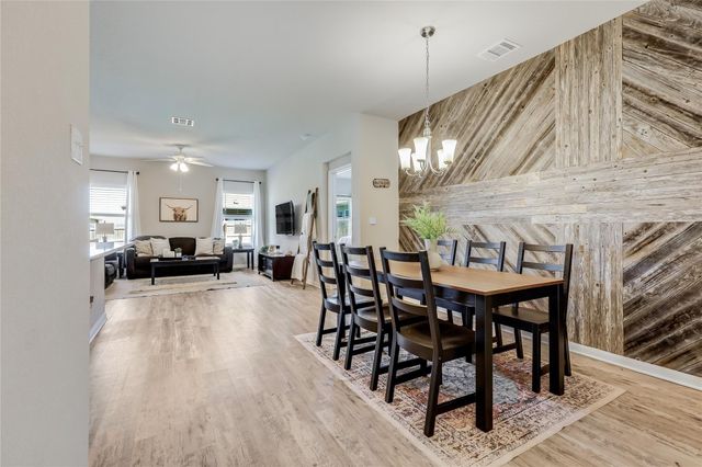 405 Galway Bay LN, Georgetown, TX 78626