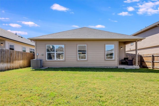 405 Galway Bay LN, Georgetown, TX 78626