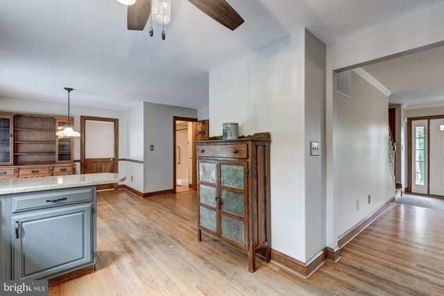 15 RIDGE VIEW DR, Westminster, MD 21157