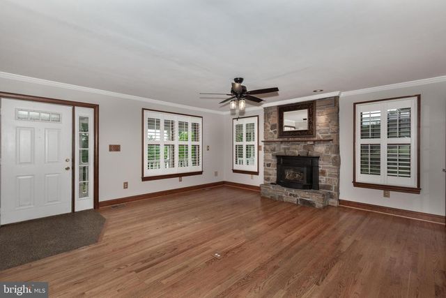 15 RIDGE VIEW DR, Westminster, MD 21157
