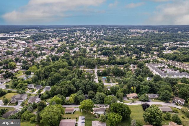 15 RIDGE VIEW DR, Westminster, MD 21157