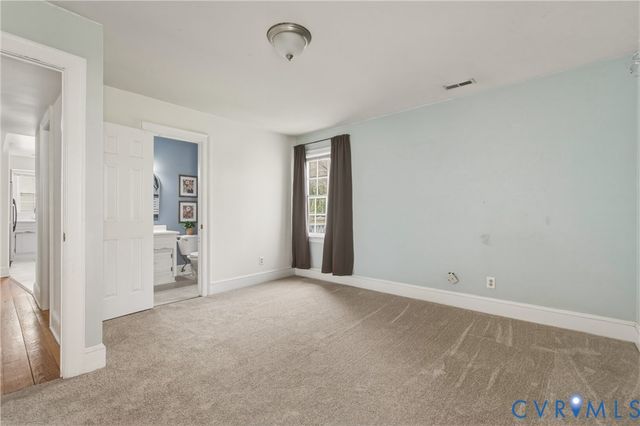1318 Robindale Rd, North Chesterfield, VA 23235