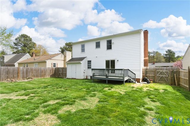 1318 Robindale Rd, North Chesterfield, VA 23235