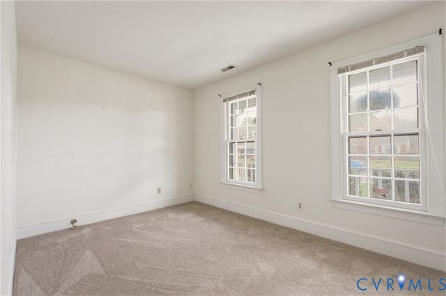 1318 Robindale Rd, North Chesterfield, VA 23235