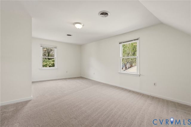 1318 Robindale Rd, North Chesterfield, VA 23235
