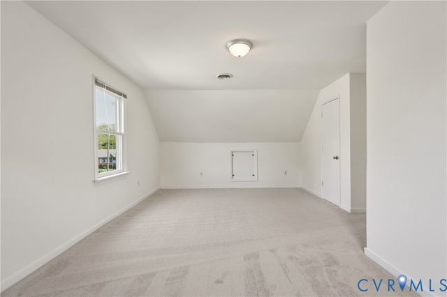 1318 Robindale Rd, North Chesterfield, VA 23235