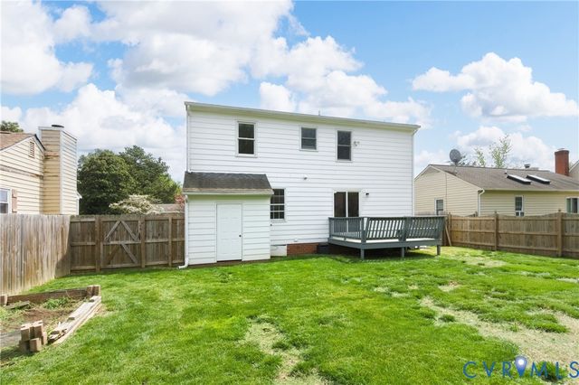 1318 Robindale Rd, North Chesterfield, VA 23235