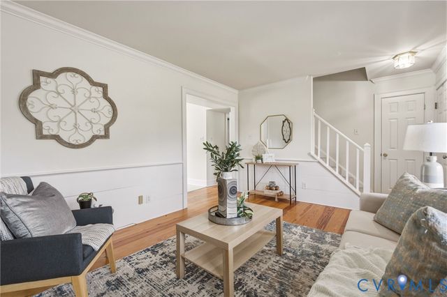 1318 Robindale Rd, North Chesterfield, VA 23235