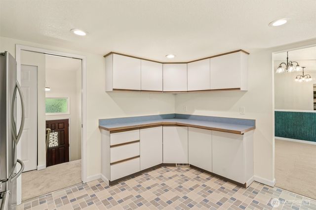 8830 Shell Place, Edmonds, WA 98026