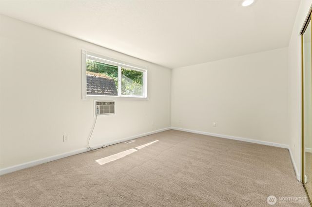 8830 Shell Place, Edmonds, WA 98026