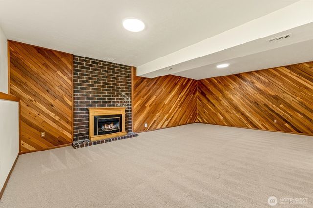 8830 Shell Place, Edmonds, WA 98026